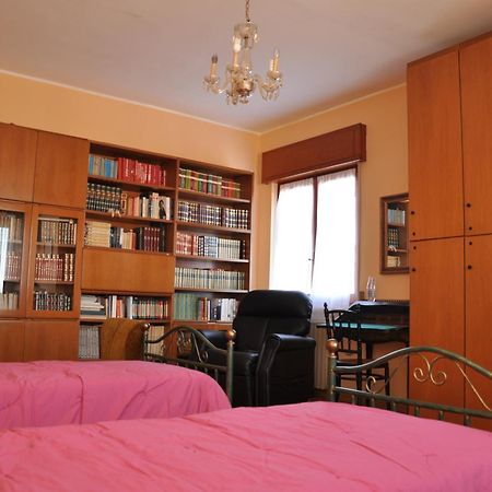 Giangurgolo B&B เรนเด ห้อง รูปภาพ